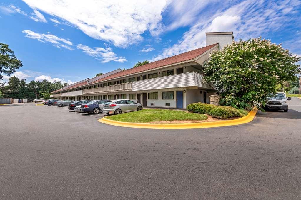 Econo Lodge Charlotte Airport エクステリア 写真
